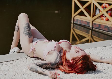 Denly free actress galleries