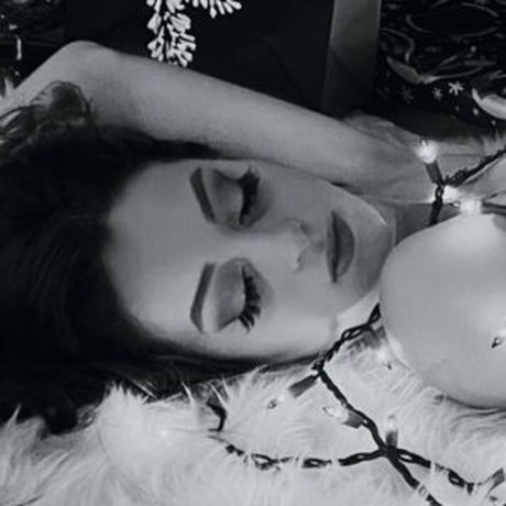 outdoor onlyfans hot naked image