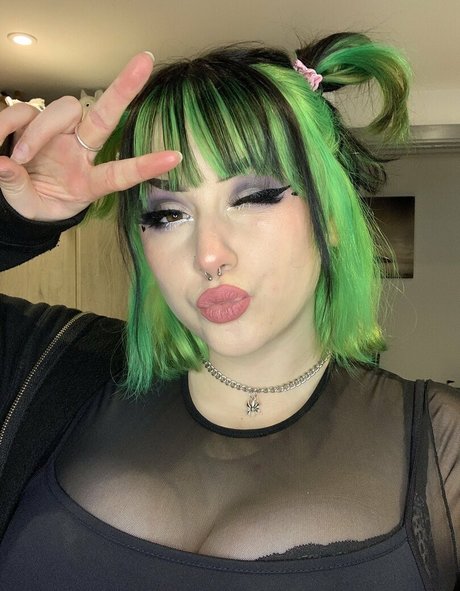 bunni free model pretty photos