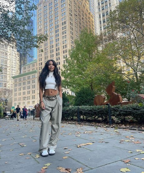 Italia Bradley model nice images