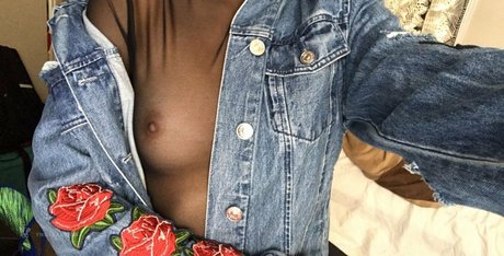 Italia Bradley porn model image