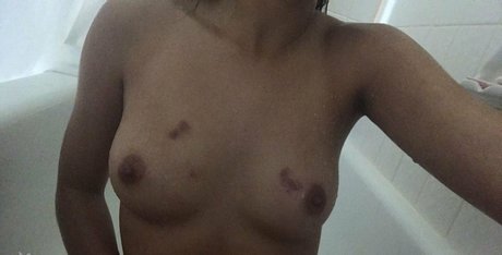 Italia Bradley free pornstar archive