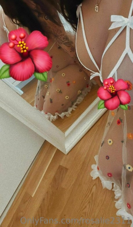 rosalie2311 model nudes pictures