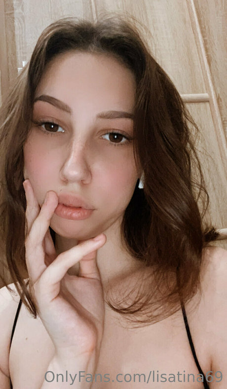 lisatina69 hd model pictures