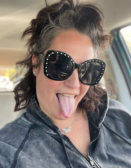 princessharlot7 pornographic model photo