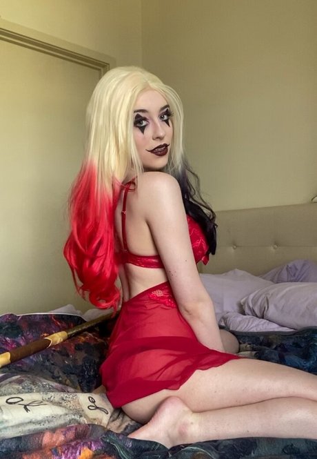 Ashlee Tayla beautiful pornstar picture