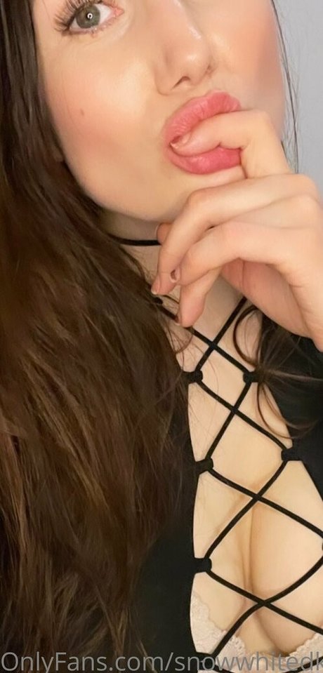 snowwhitedkfree art actress photos