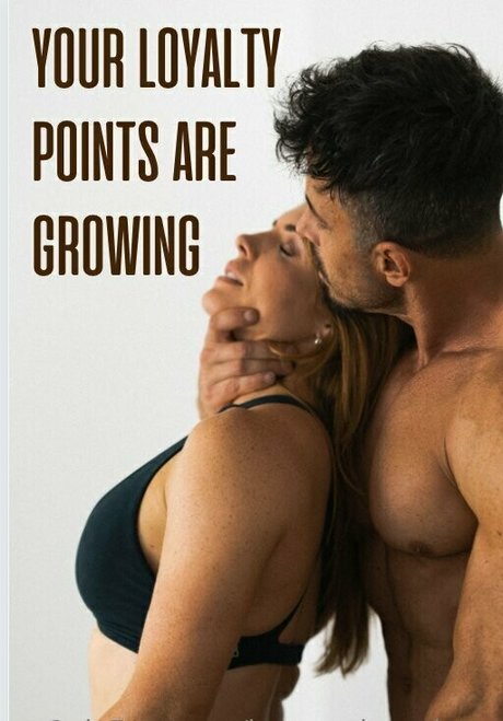 hotcoupleonshow sexy model img