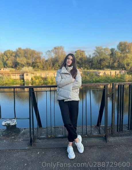 annie minor star naked picture