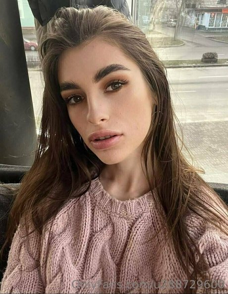 annie minor star erotic images