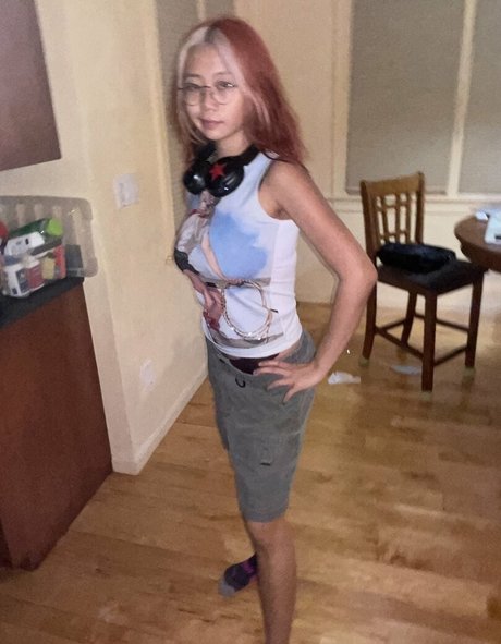 hollyliangg best actress pic