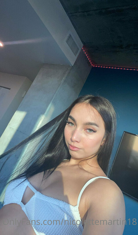 Lilibaby18 exclusive pornstar galleries