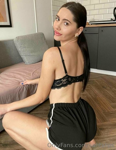 santalips star adult gallery