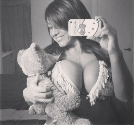 asian college onlyfans pretty image