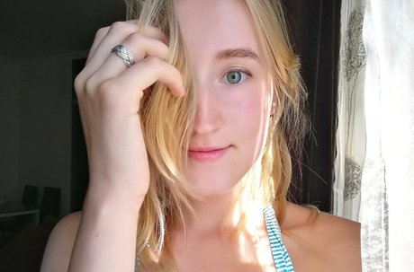 Laila Laurent star free pictures