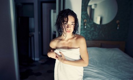 Ella Flare model nudes photos