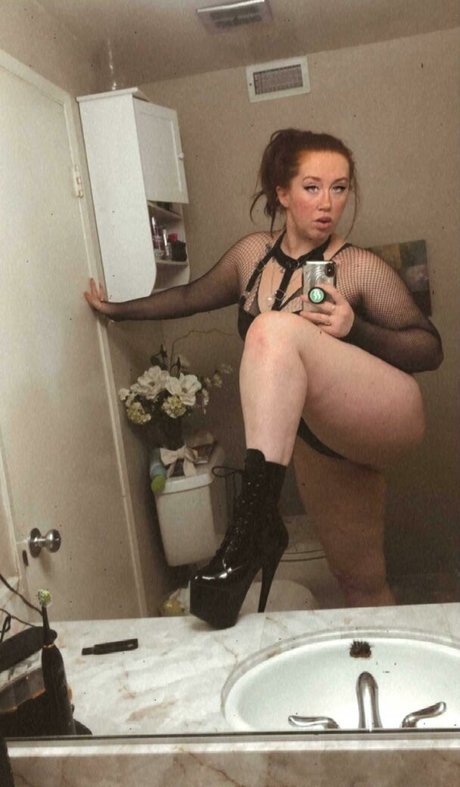 SpicyGinger model top gallery