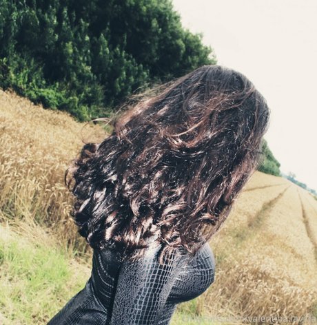 beautiful feet onlyfans free sex images