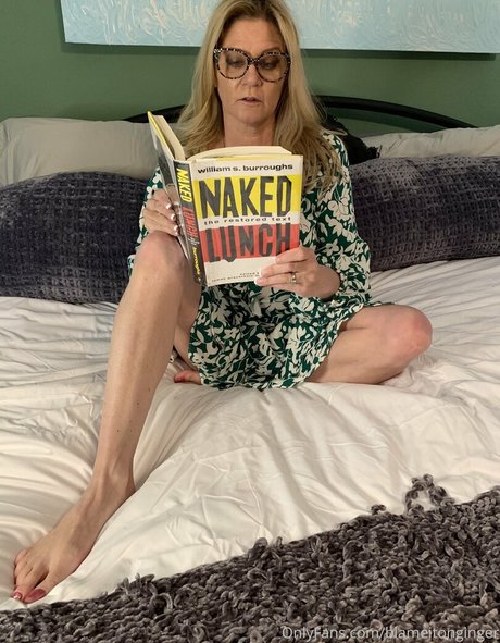 sex milf onlyfans sexy naked photo