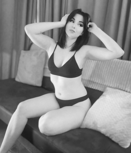 Femmeren nudes actress img