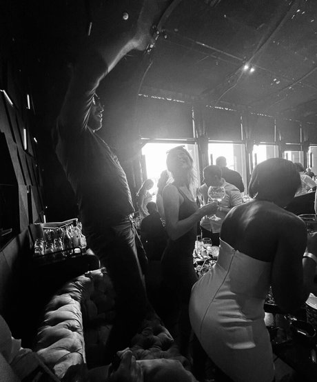 Linea Sindt hot pornstar pics