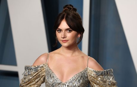 Emilia Jones hot star image