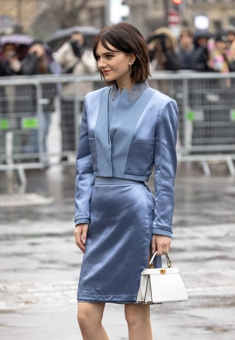 Emilia Jones Profile pic