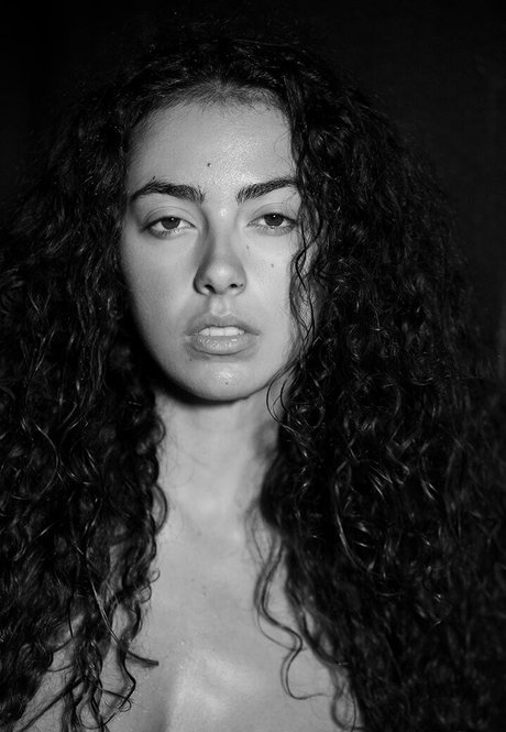 Veronica Manzo porn star pic