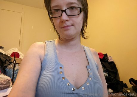 honeycake93 pornstar perfect archive