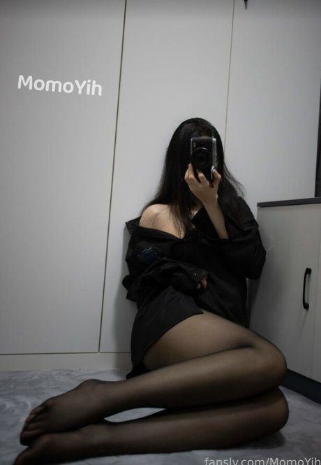 MomoYih pornstar sex gallery