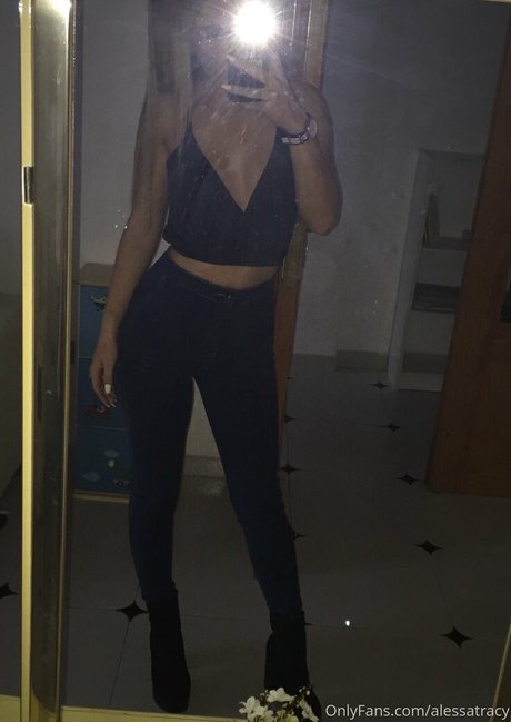 alessatracy star sexy pics