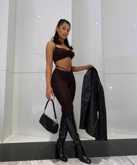 Flor De La Rosa model free archive