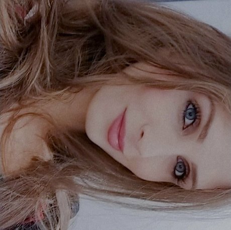 Gabi Mendes porn star gallery