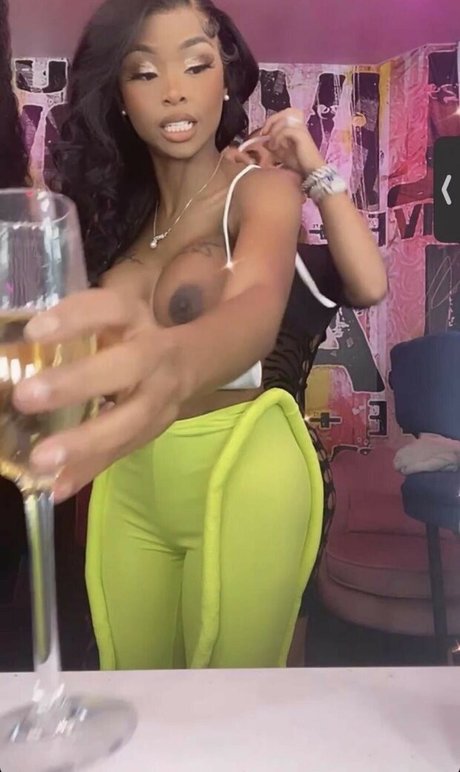 Anayalovenote model nude galleries