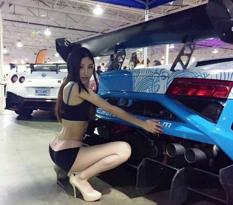 Vivika Babe adult star img