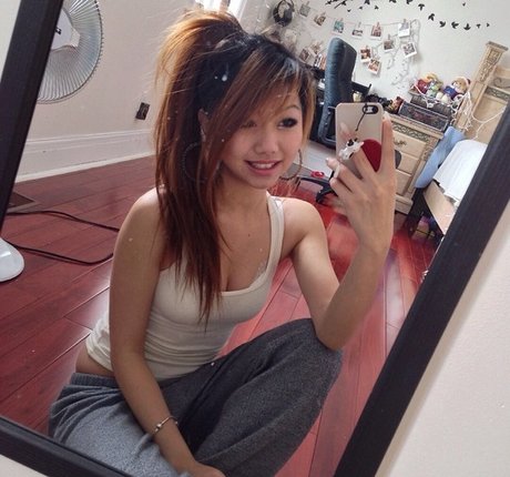 Wanderlustss hot model photos