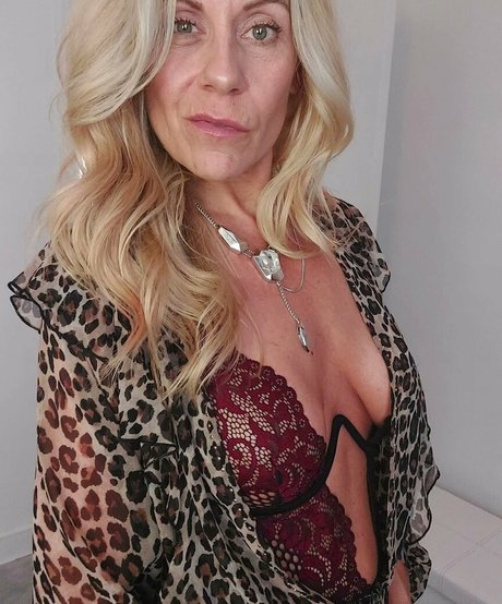 Kitty Funk perfect actress img