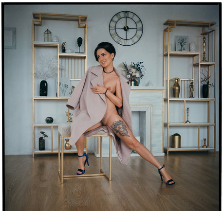 busty solo onlyfans nice picture