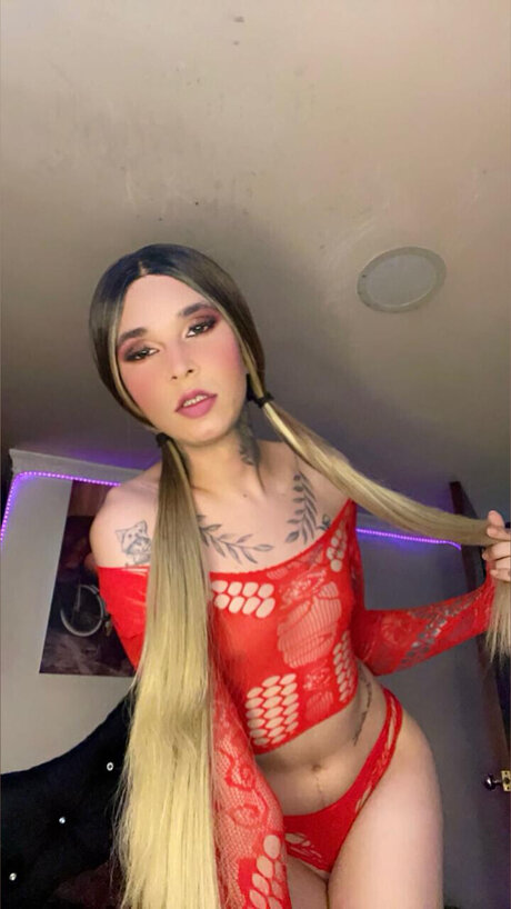 saray fontanna art actress pictures