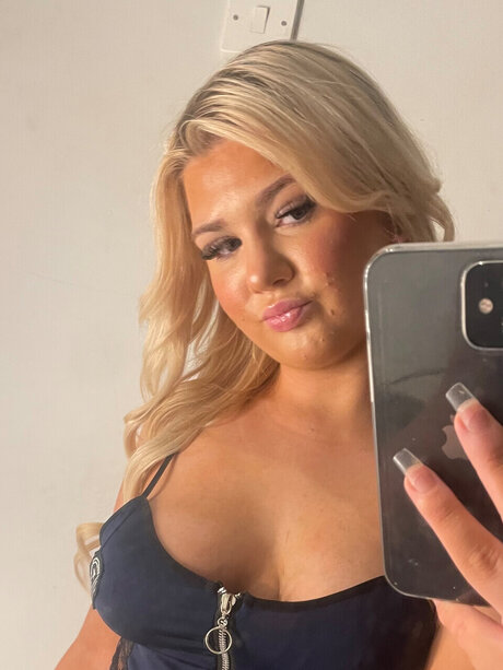 Chloe rae_ model adult photos