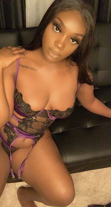 Lyric_ xxx actress photo