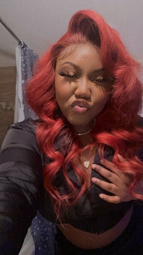 Gigi Jivanchii hd star pictures