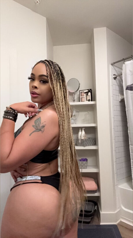 Pretty model top galleries