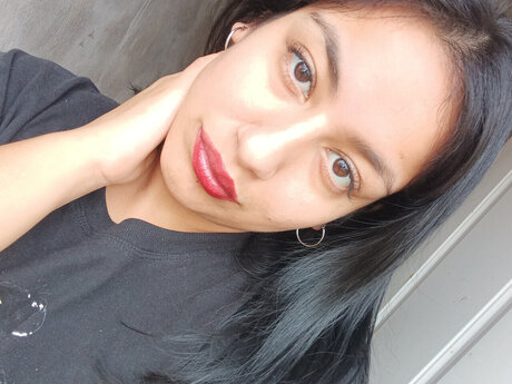 Miluxxx adult model archive