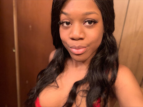 TnT Backrooms free star pictures