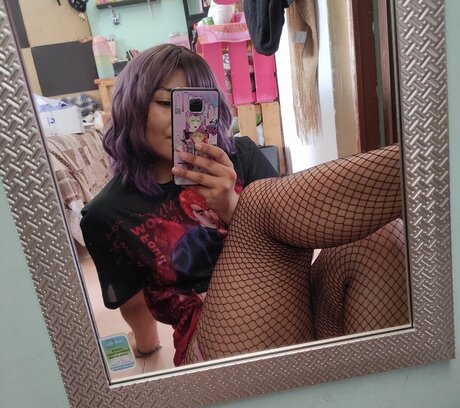 Virdii model erotic image