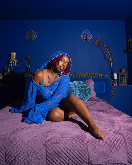 Dvngoddesssyrn xxx model image