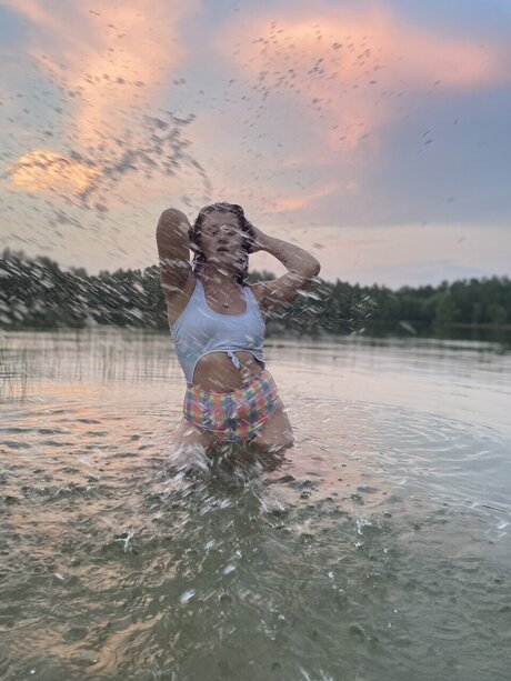 KayHart69 perfect model picture