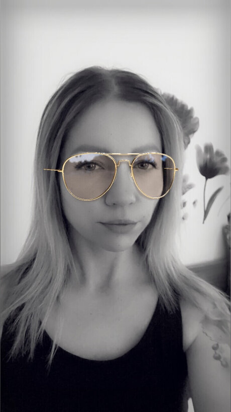 Latica blue eye_ pretty actress pics