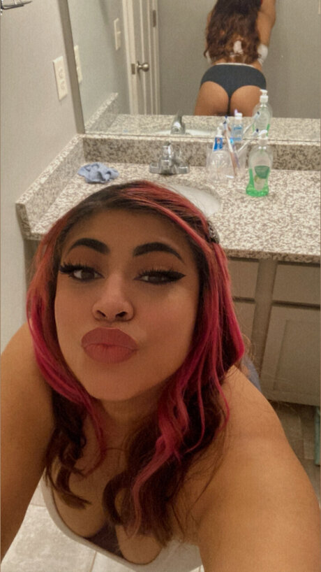 shemale milf onlyfans free porn img